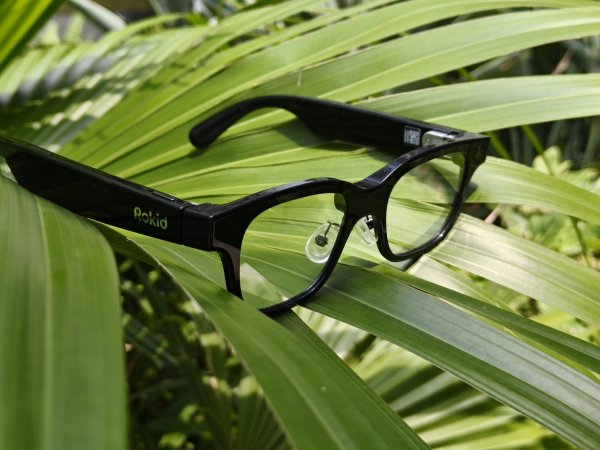 联丰配资 卖爆的 Rokid，用「小而美」告别 AI 眼镜的巨头游戏